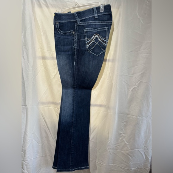 Ariat boot cut - Picture 2 of 3